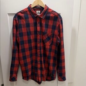 Quiksilver Red and Navy Plaid Men's Shirt